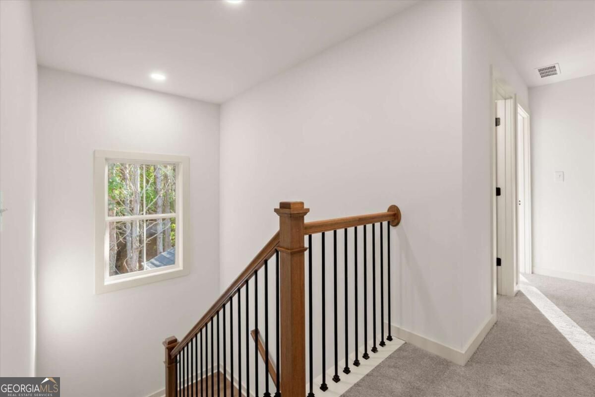 4380 Huntcliff Trace Property Photo 29