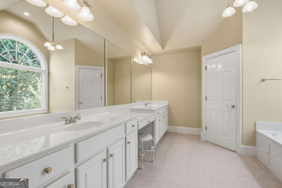 1241 Village Terrace Court Property Photo 26