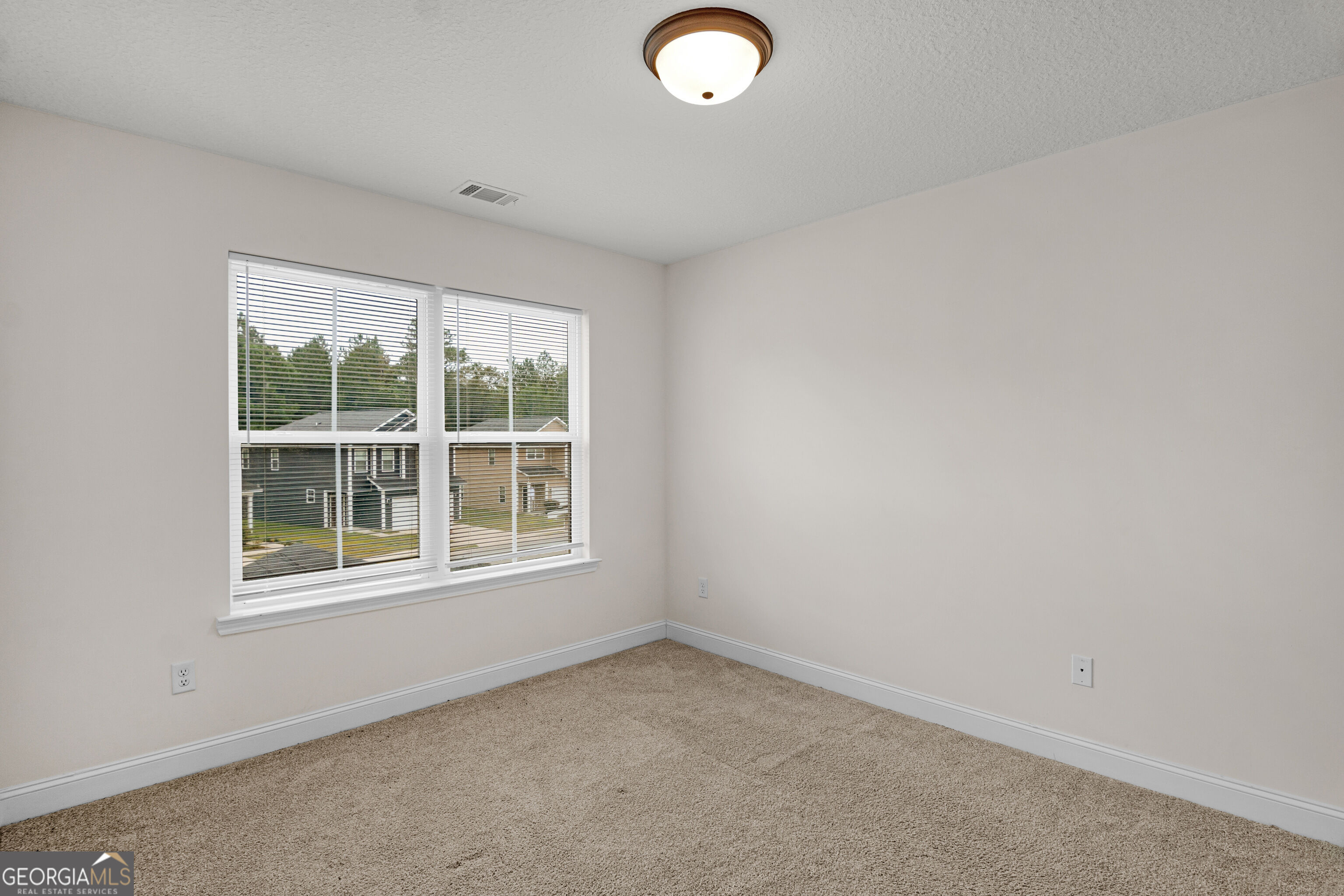 672 Fairview Circle Property Photo 17