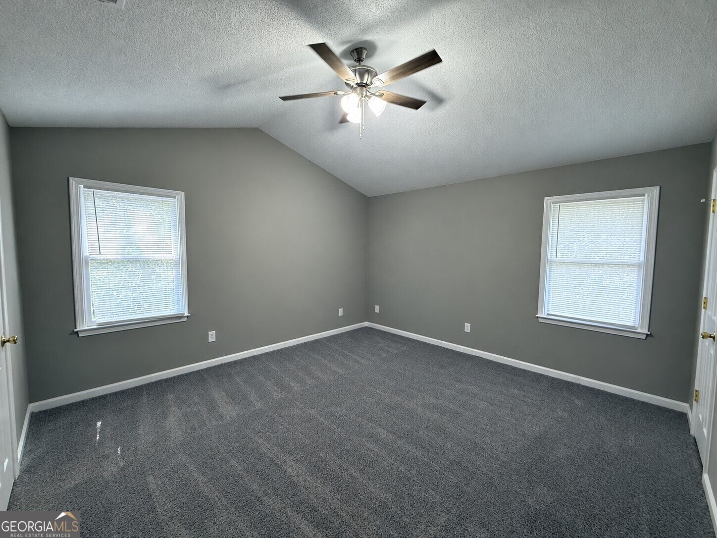 106 Pheasant Run Property Photo 5