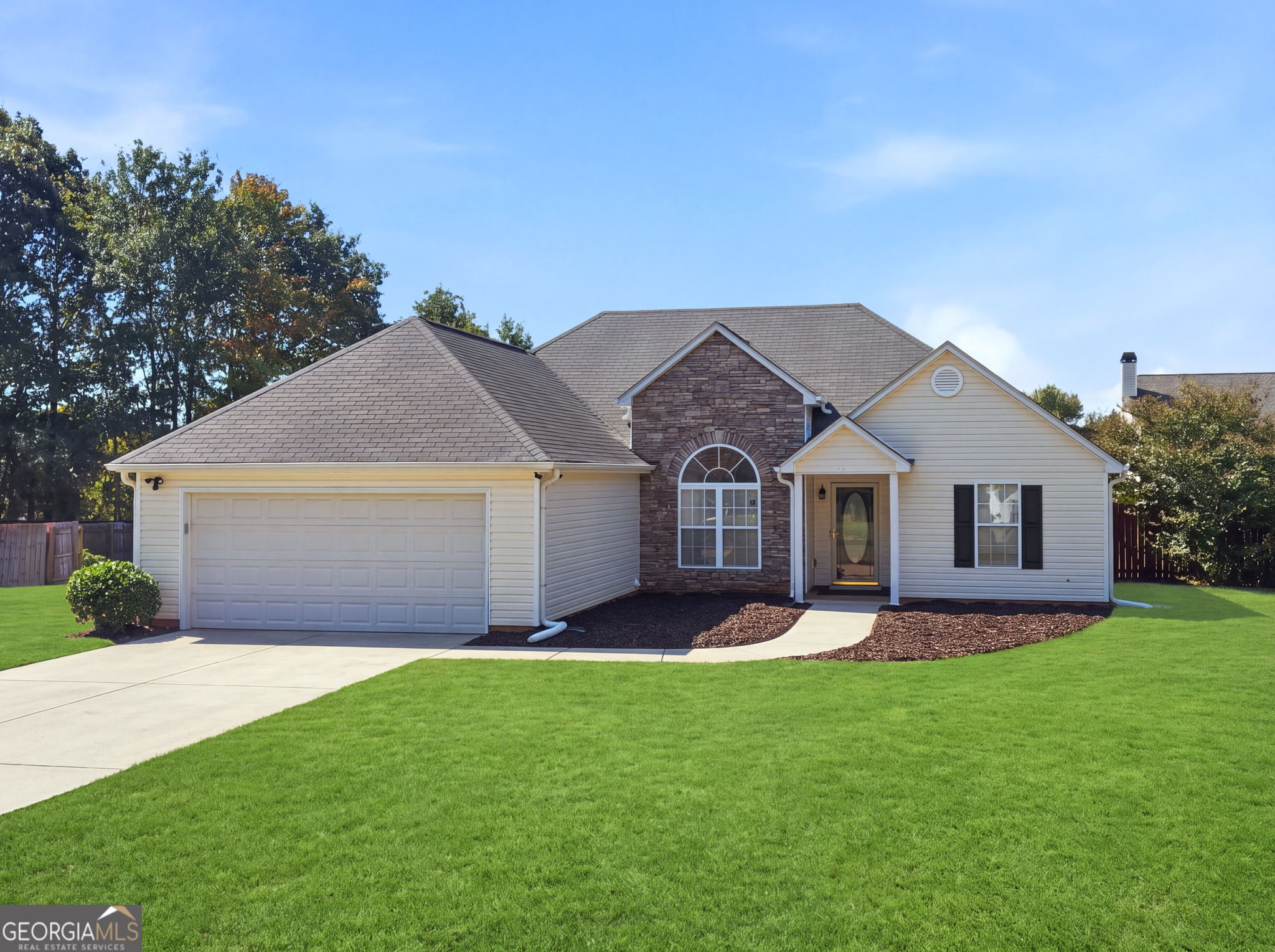 713 Manor Ridge Drive Property Photo 4