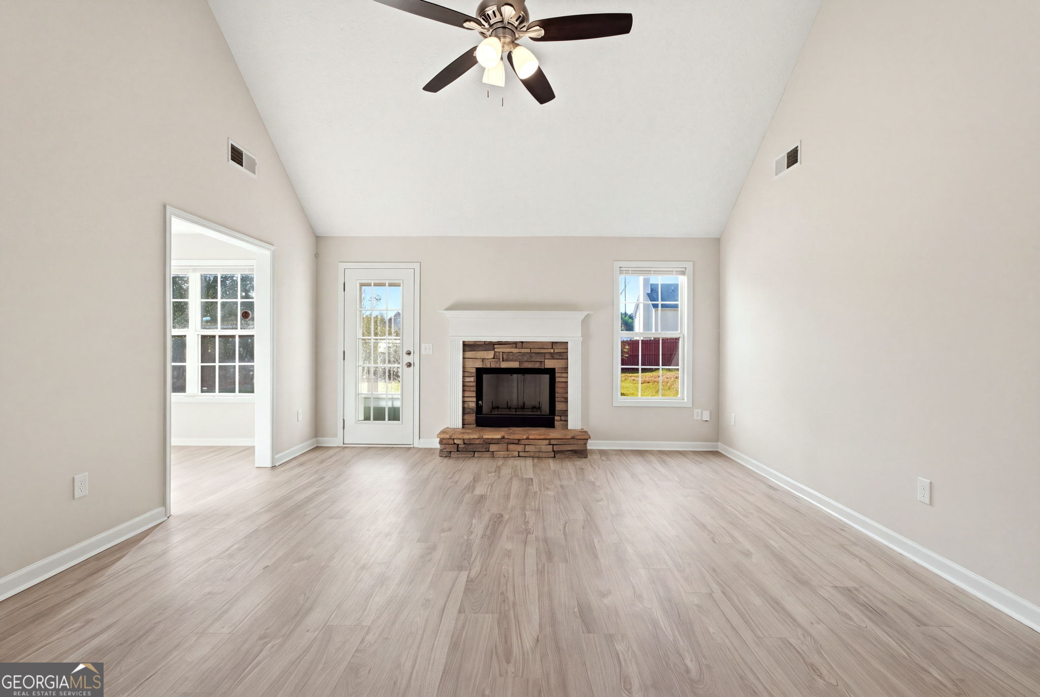 713 Manor Ridge Drive Property Photo 12
