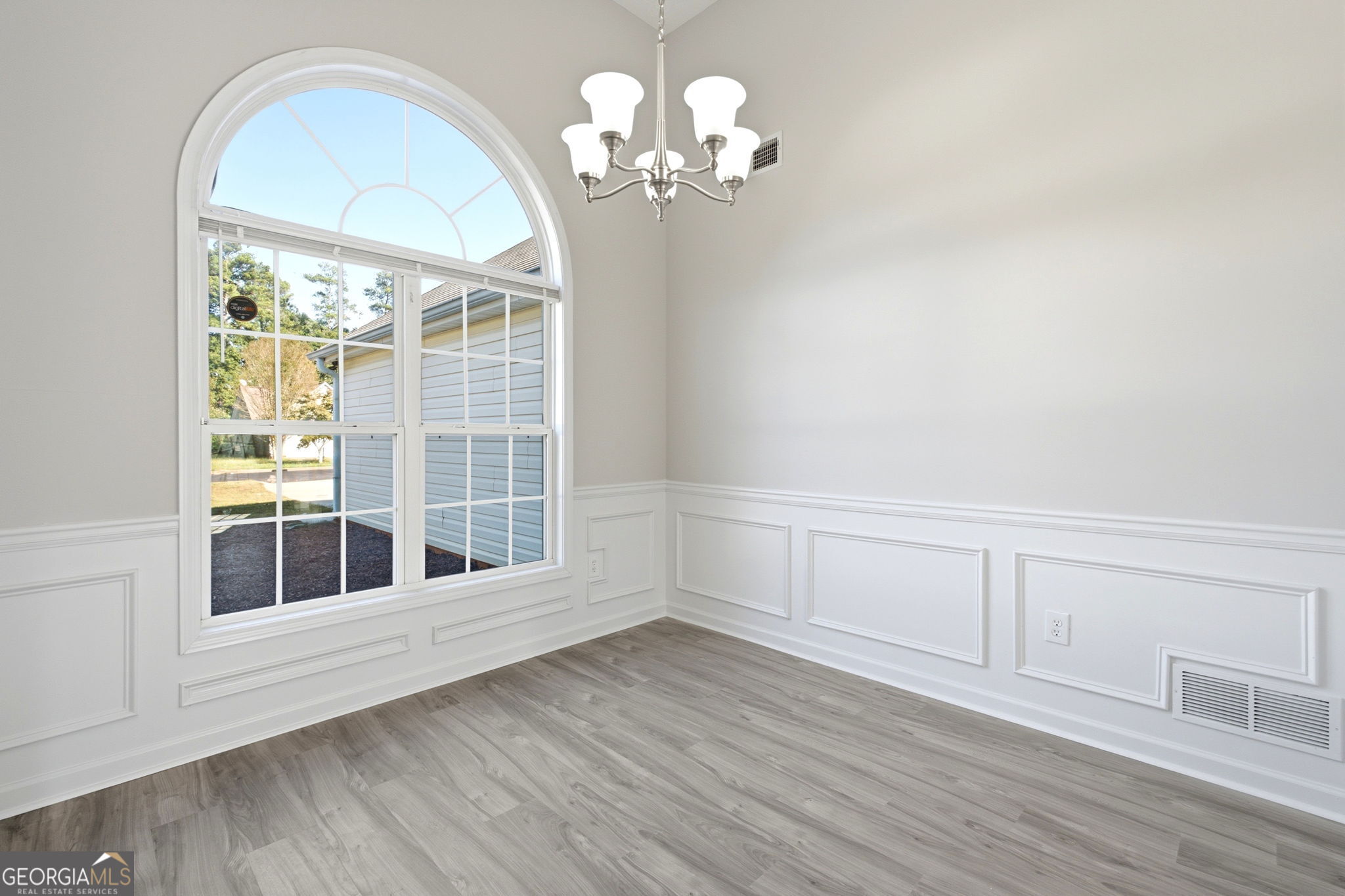 713 Manor Ridge Drive Property Photo 19