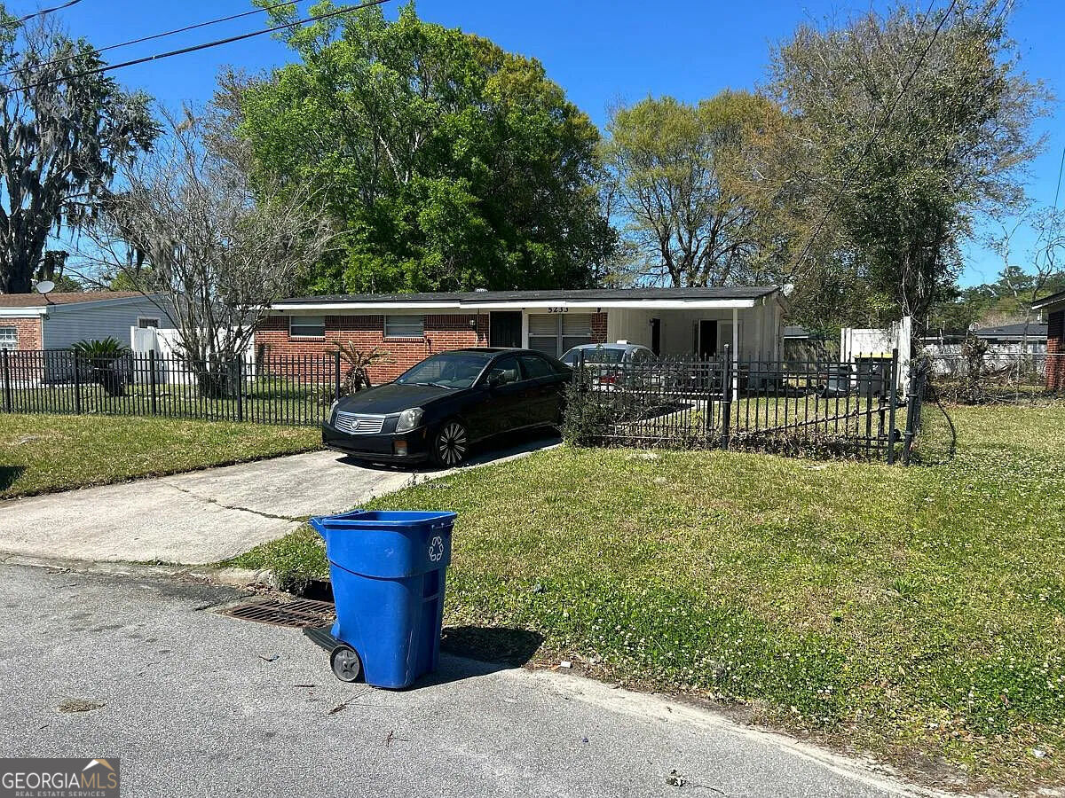 5233 Chivalry Drive Property Photo 2