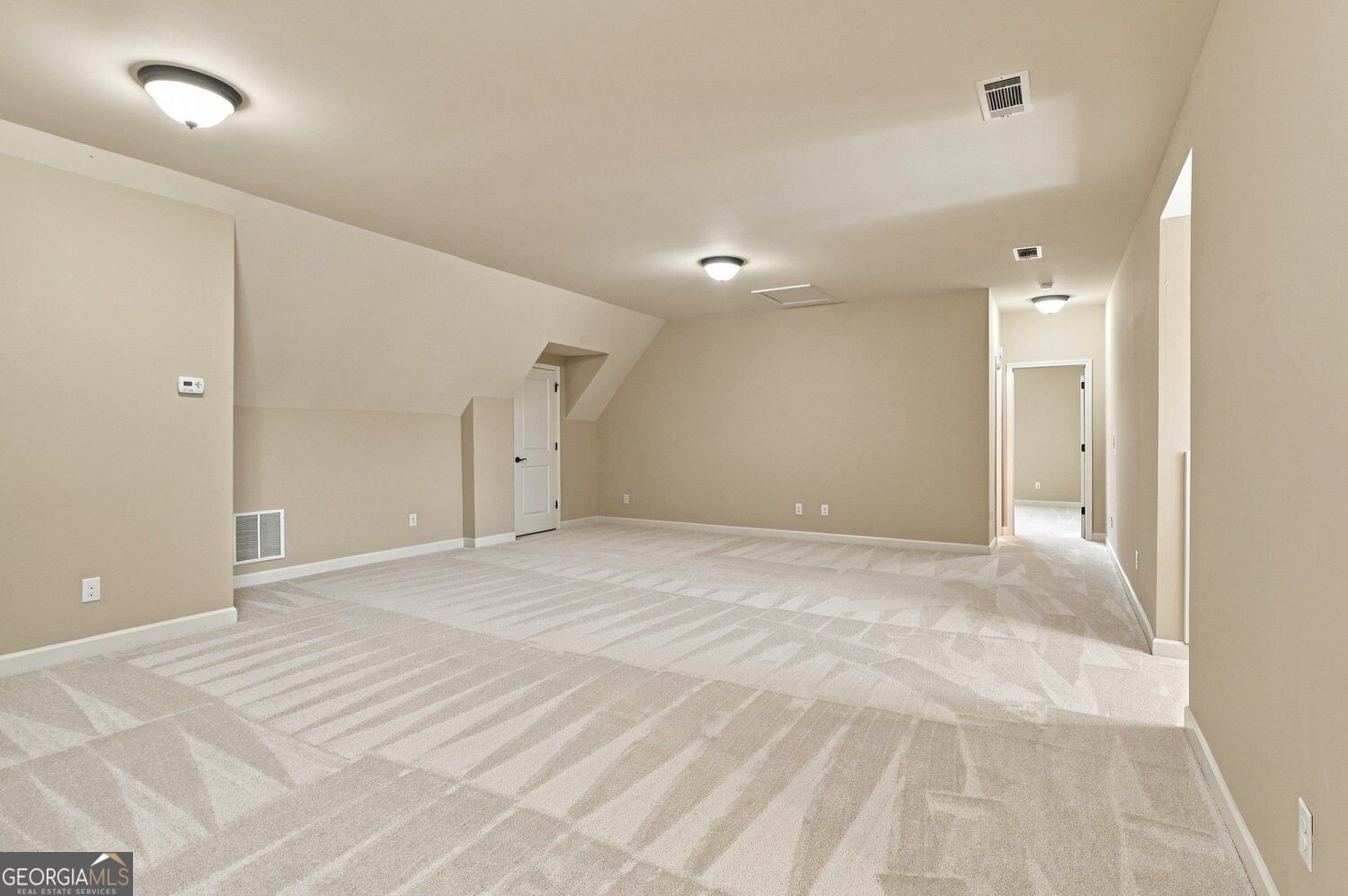 318 Lakeside Trace Property Photo 18