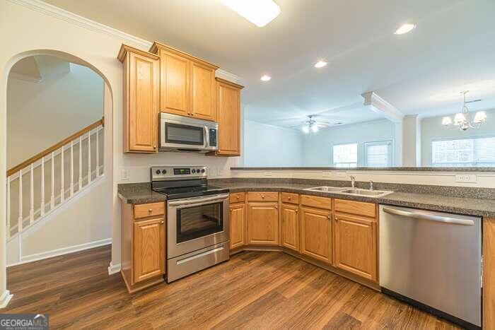 6519 Whitebeam Trail Property Photo 7