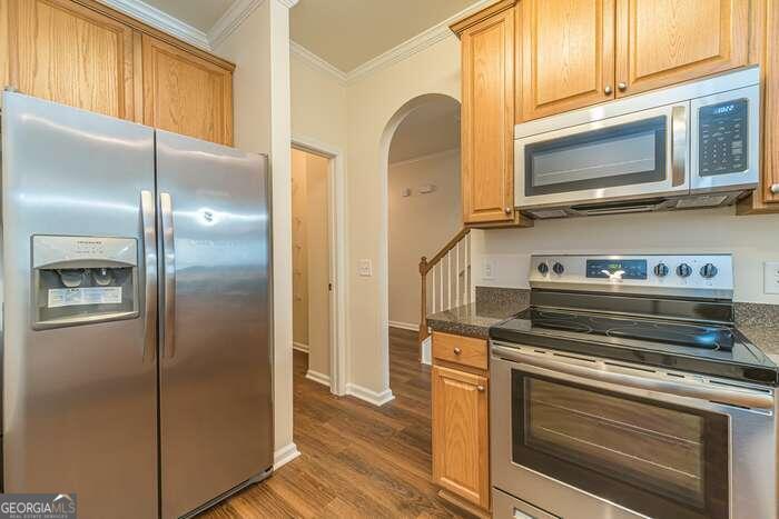 6519 Whitebeam Trail Property Photo 8