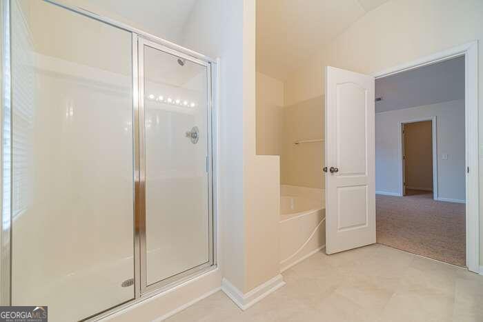 6519 Whitebeam Trail Property Photo 12