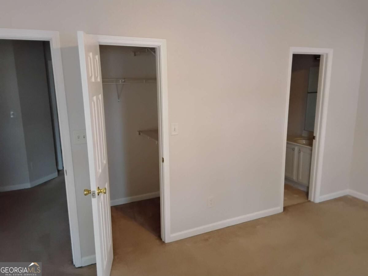 914 Tree Creek Boulevard Property Photo 7