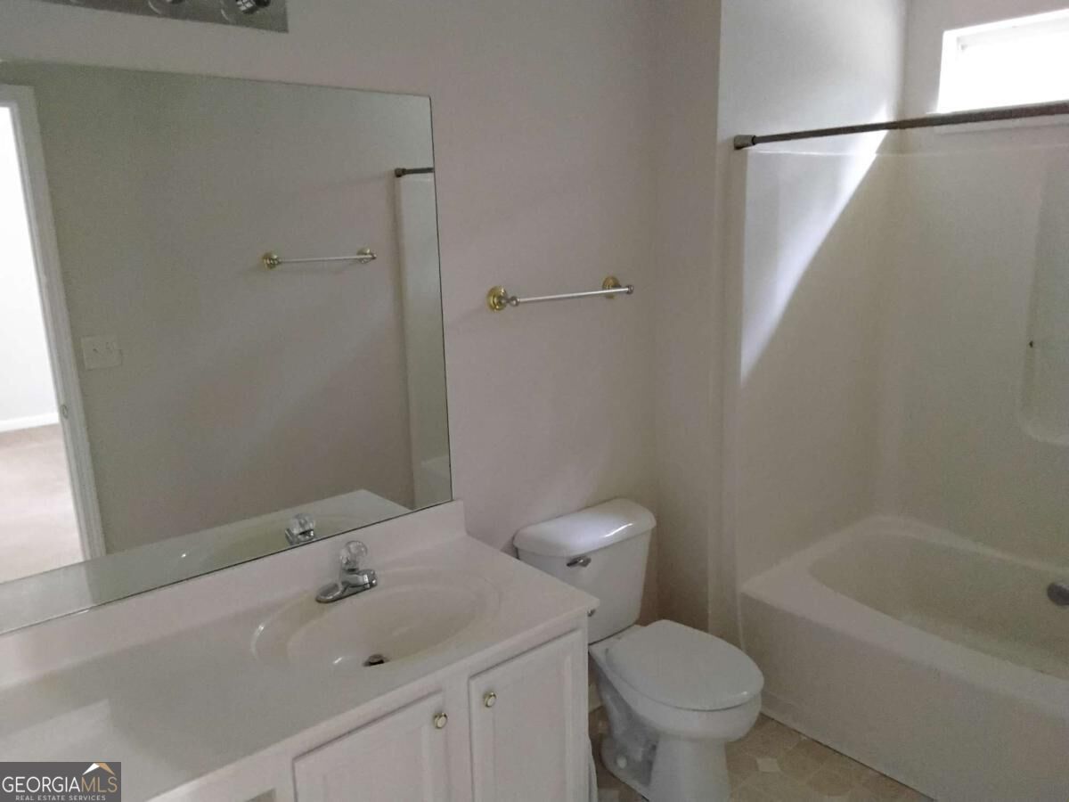 914 Tree Creek Boulevard Property Photo 13