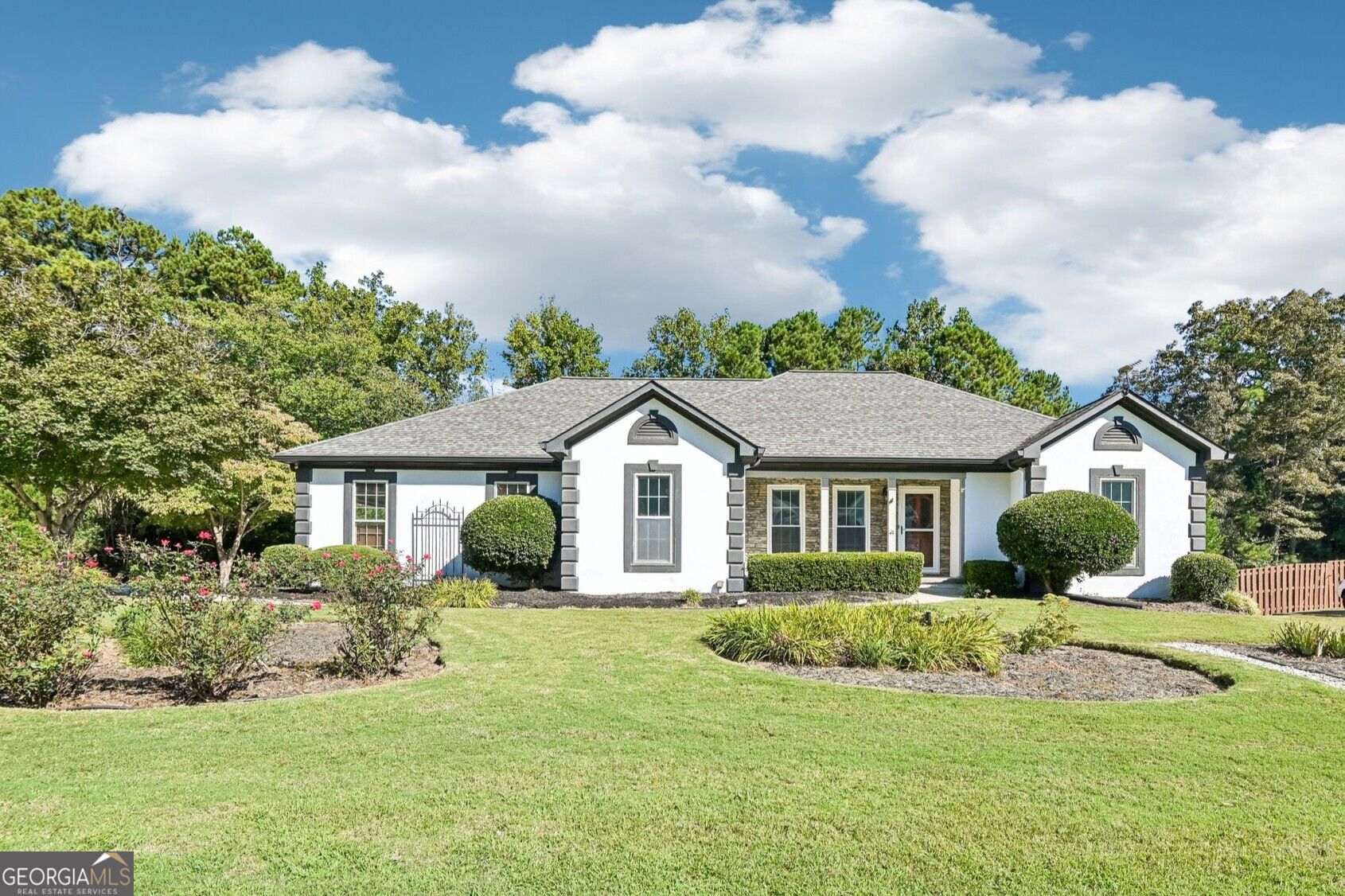 5241 Lockwood Lane Property Photo 1
