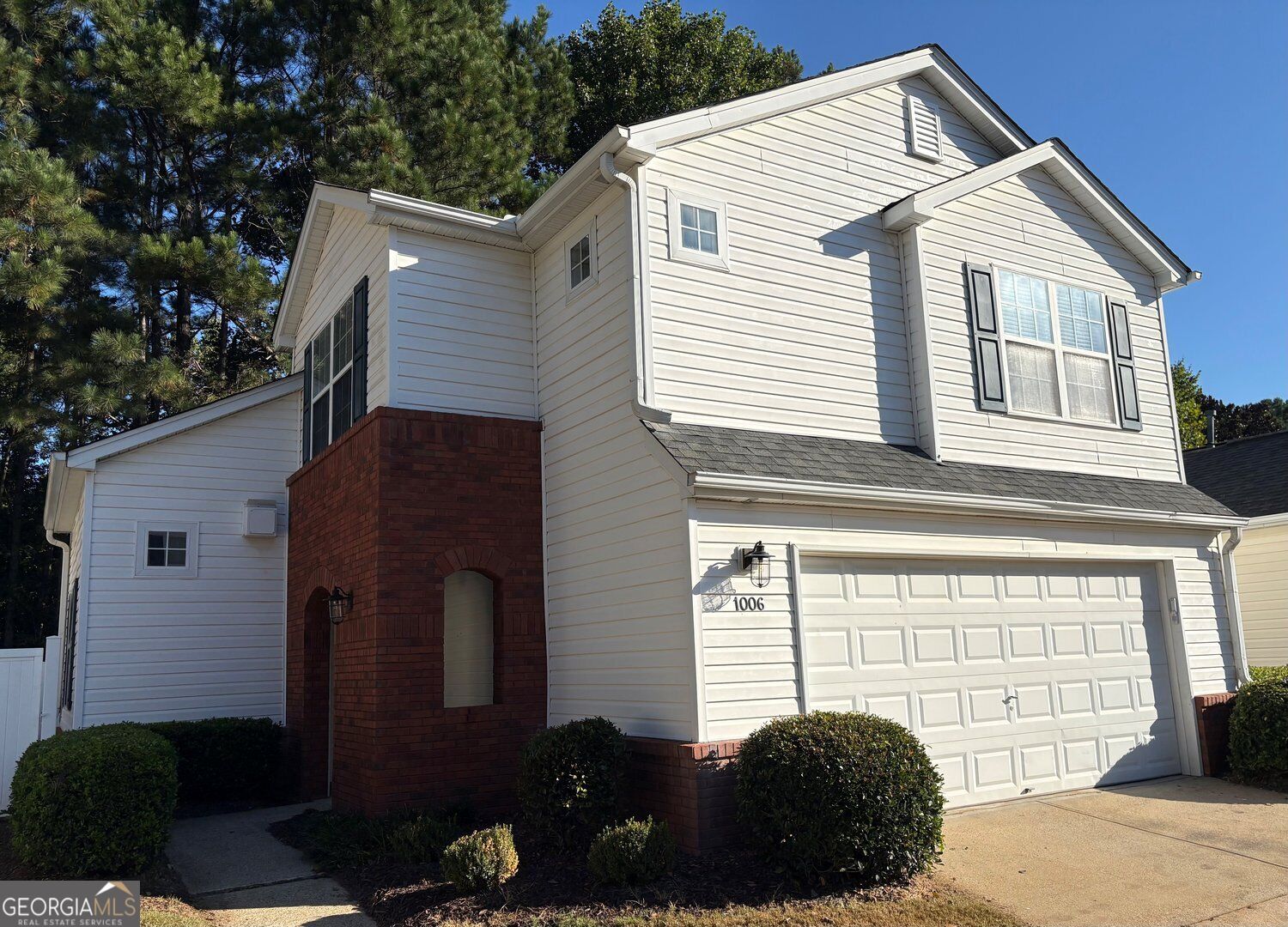 1006 Stonecroft Lane Property Photo 1