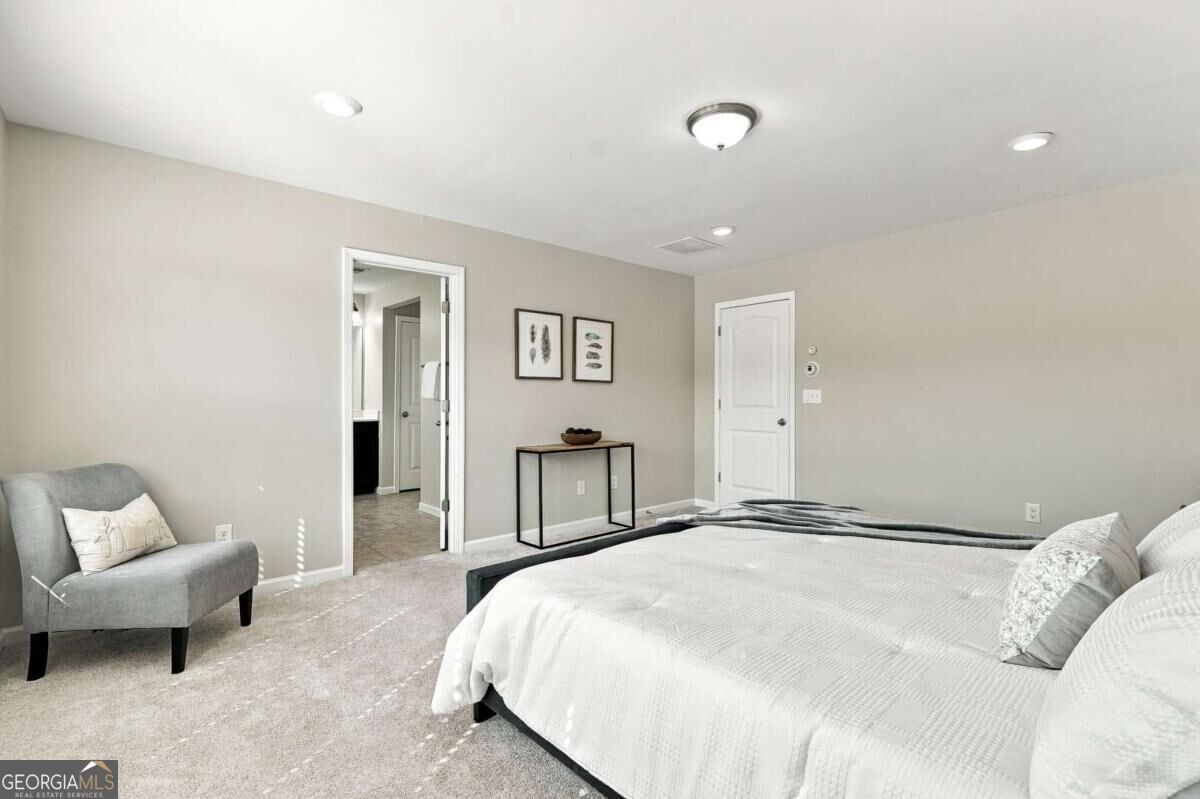 7170 Post Park Way Property Photo 14
