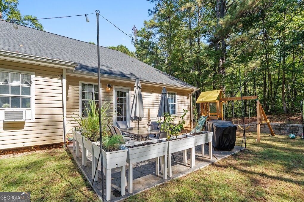 795 Woodruff Road Property Photo 7