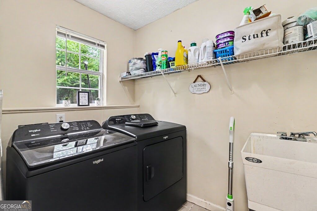 795 Woodruff Road Property Photo 32