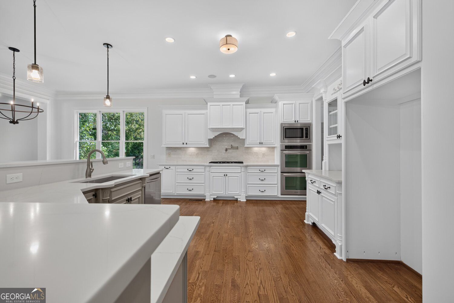9145 Greenway Court Property Photo 15