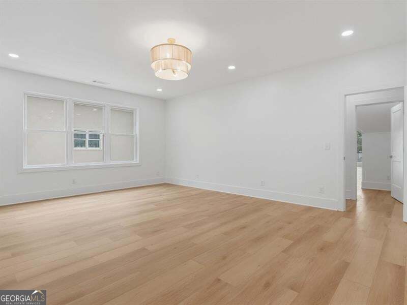 606 Talmadge Lane Property Photo 35