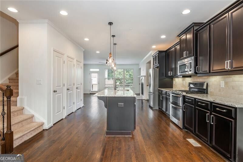 1355 Hawthorne Avenue Se Property Photo 20