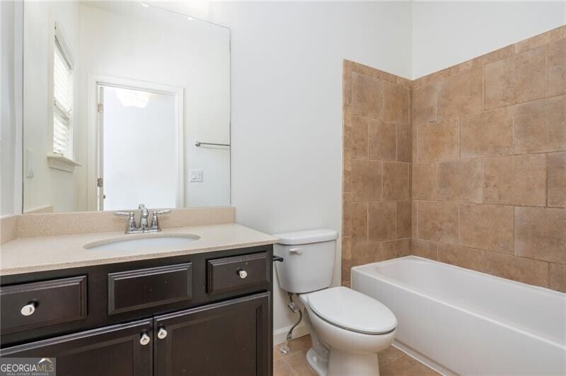 1355 Hawthorne Avenue Se Property Photo 40