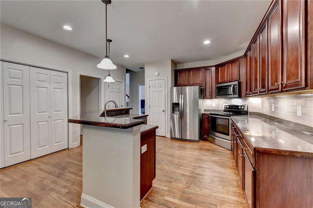 49 Flintstone Road Property Photo 15