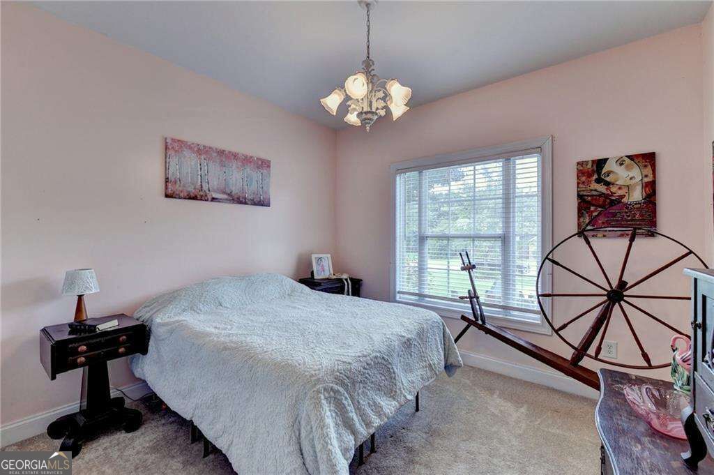 49 Flintstone Road Property Photo 32