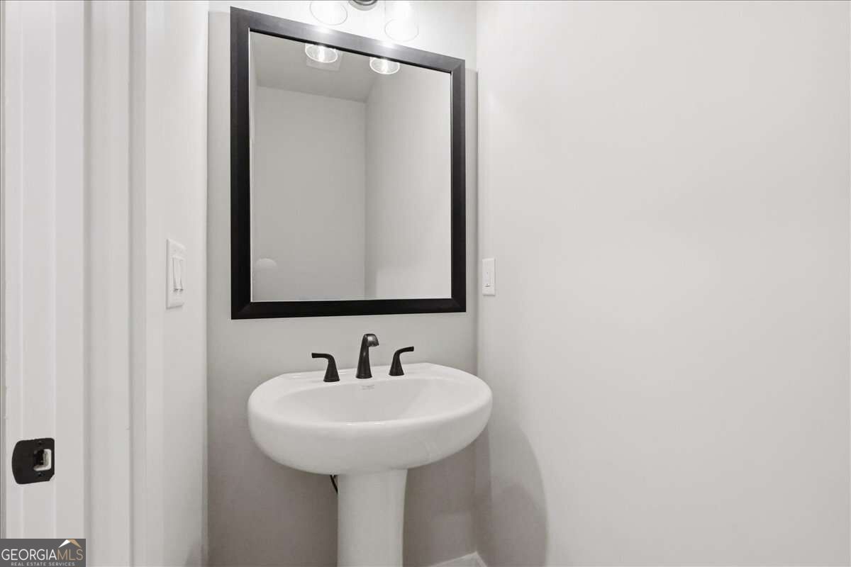 77 Maney Drive Property Photo 34