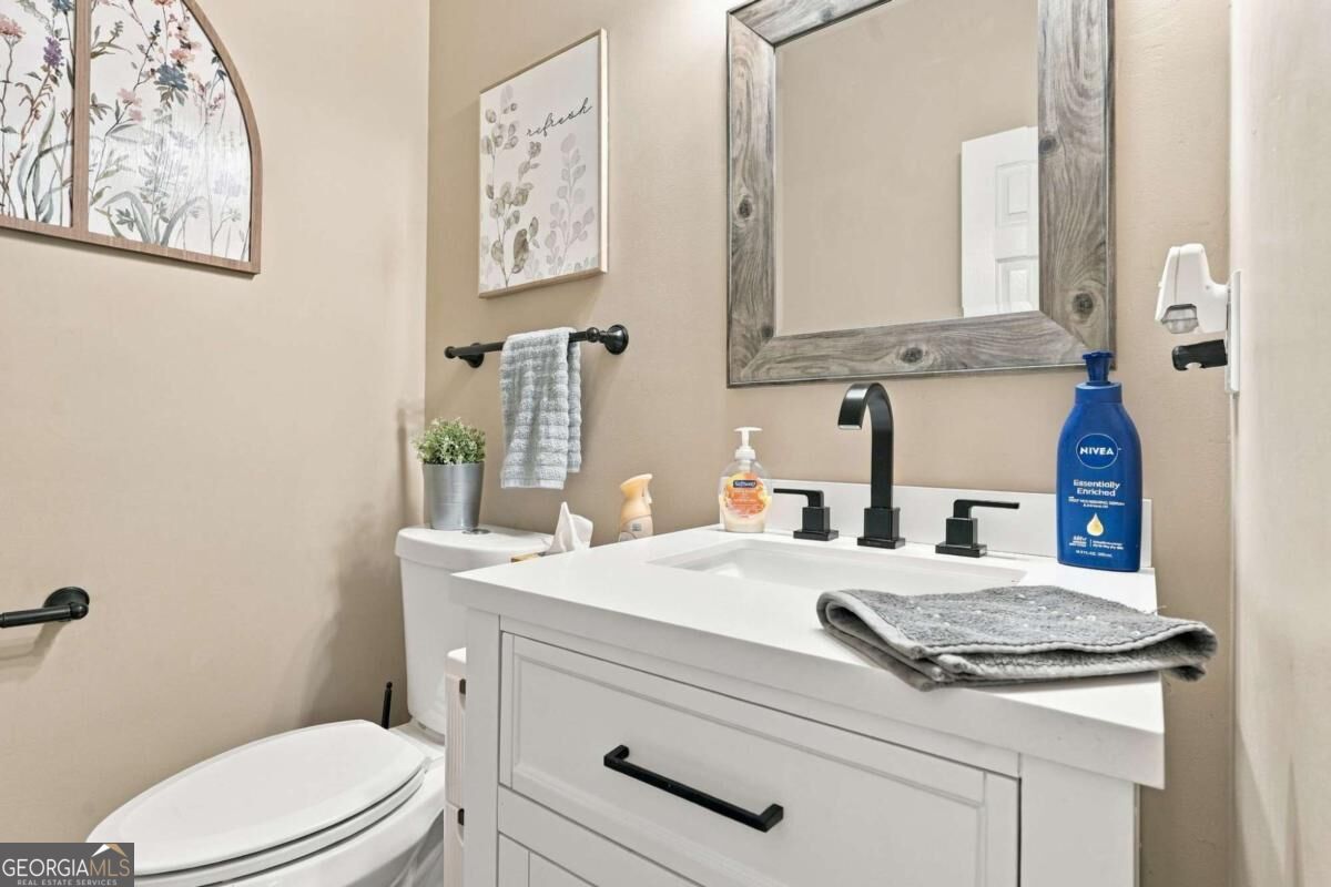475 Leggett Drive Property Photo 14