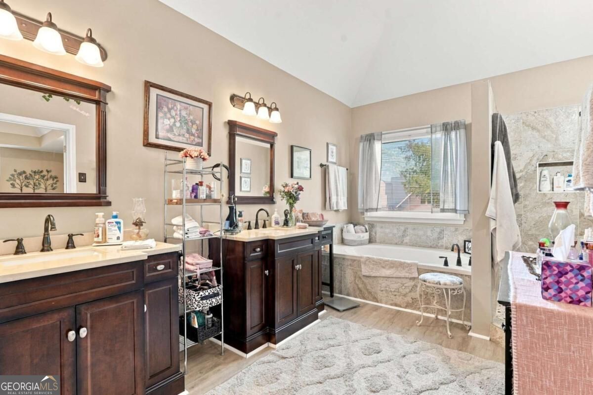 475 Leggett Drive Property Photo 22