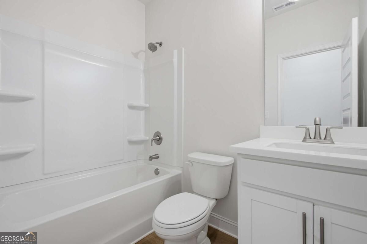 834 Glennferry Bend Property Photo 9