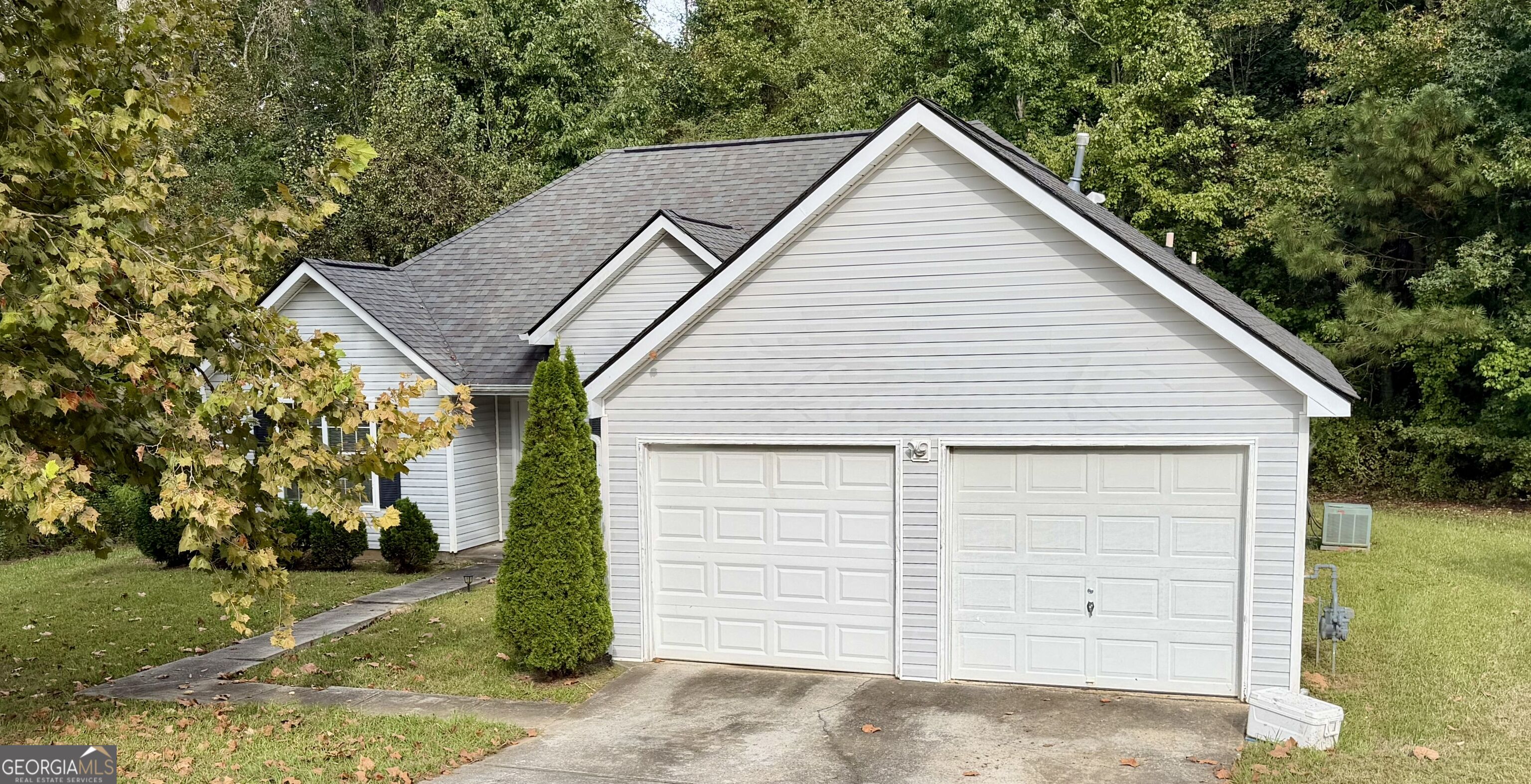206 Goldleaf Drive Property Photo 1