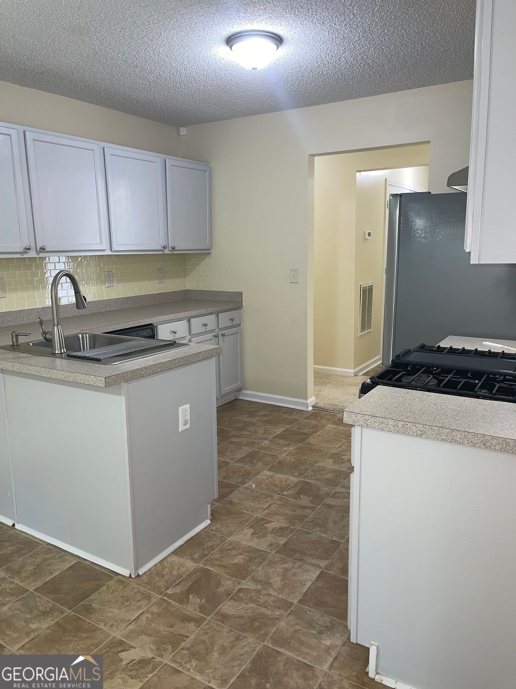 206 Goldleaf Drive Property Photo 6