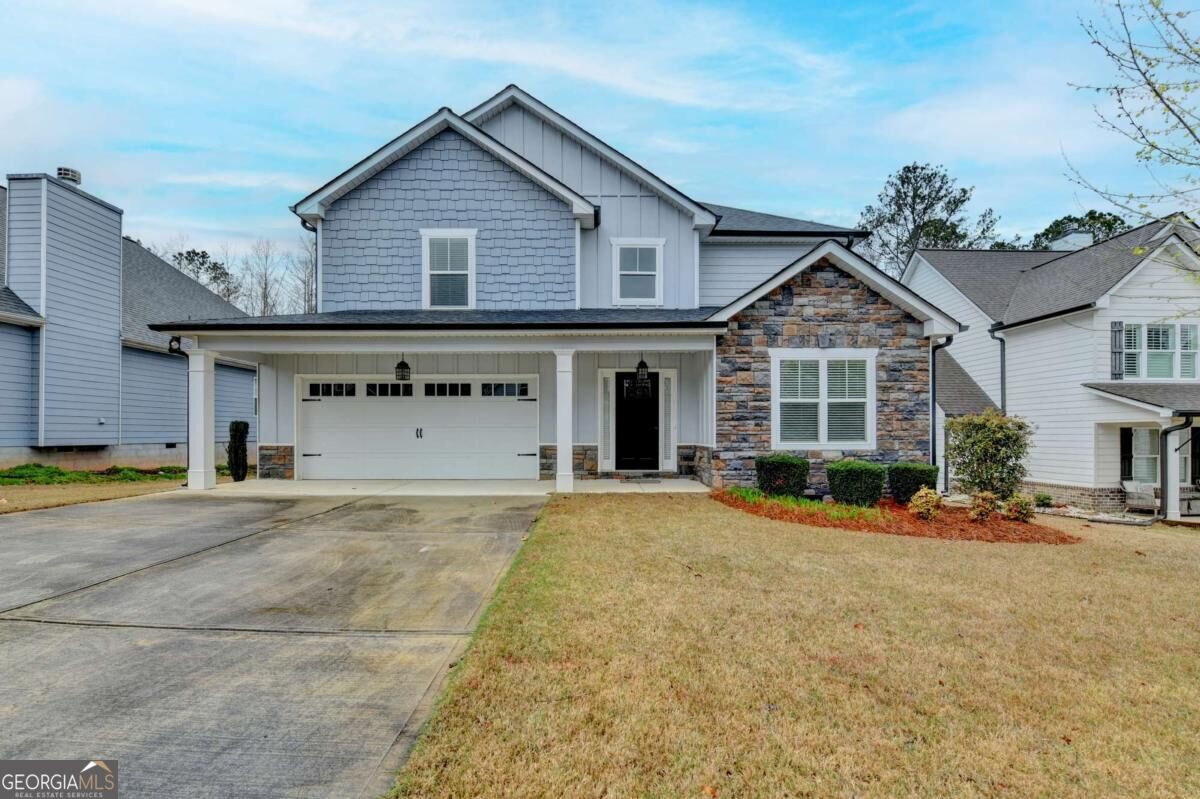 131 Brookstone Drive Property Photo 1