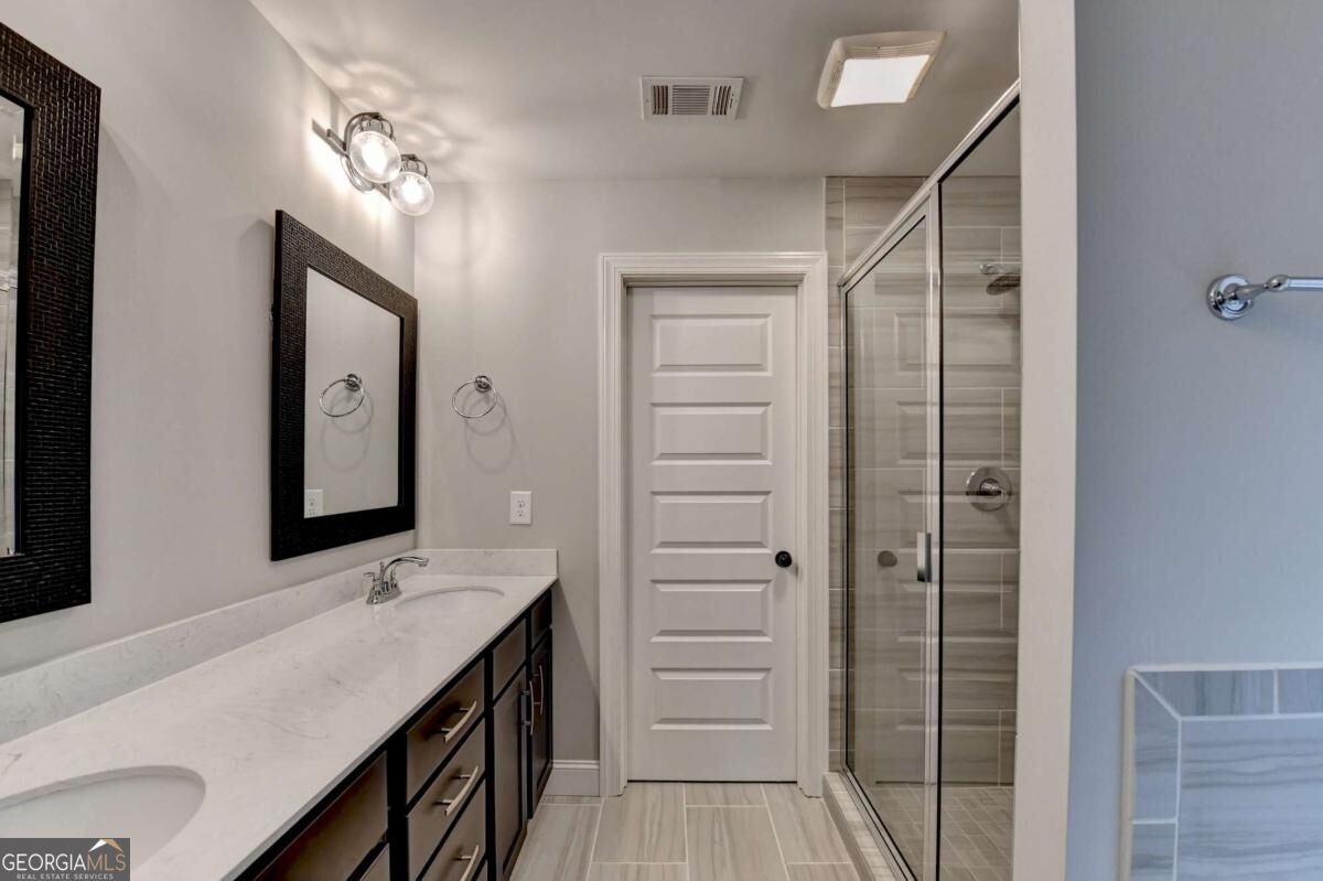 131 Brookstone Drive Property Photo 40