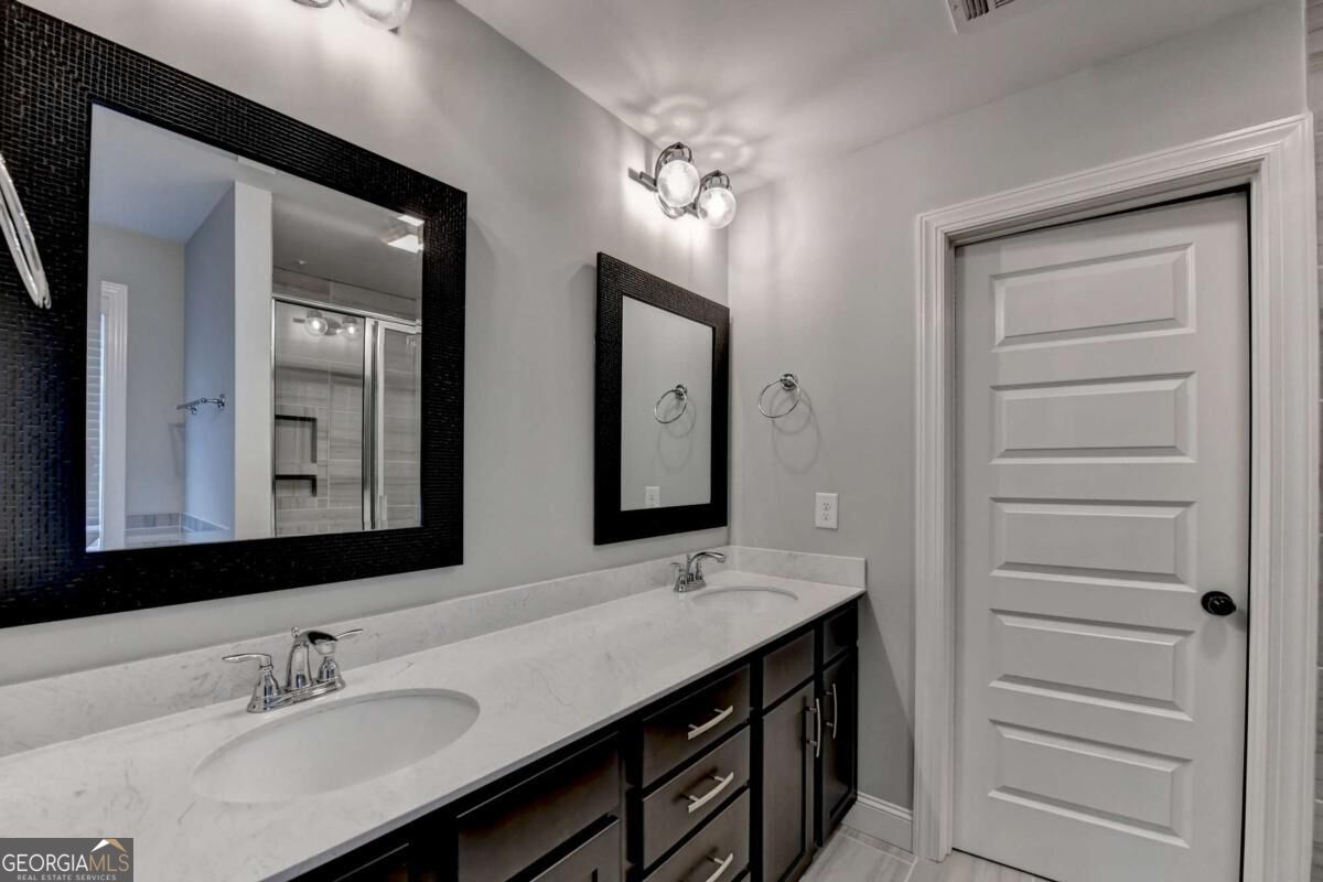131 Brookstone Drive Property Photo 44