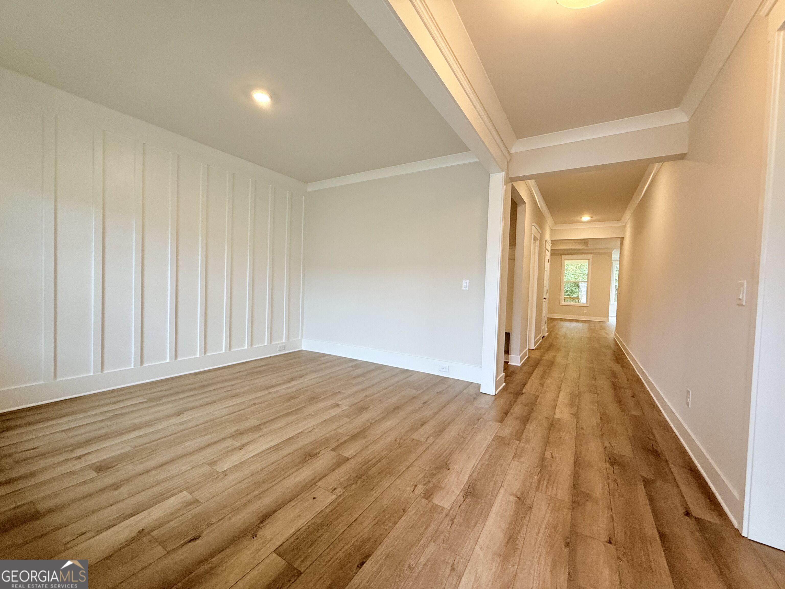 5531 Tullis Drive Property Photo 5