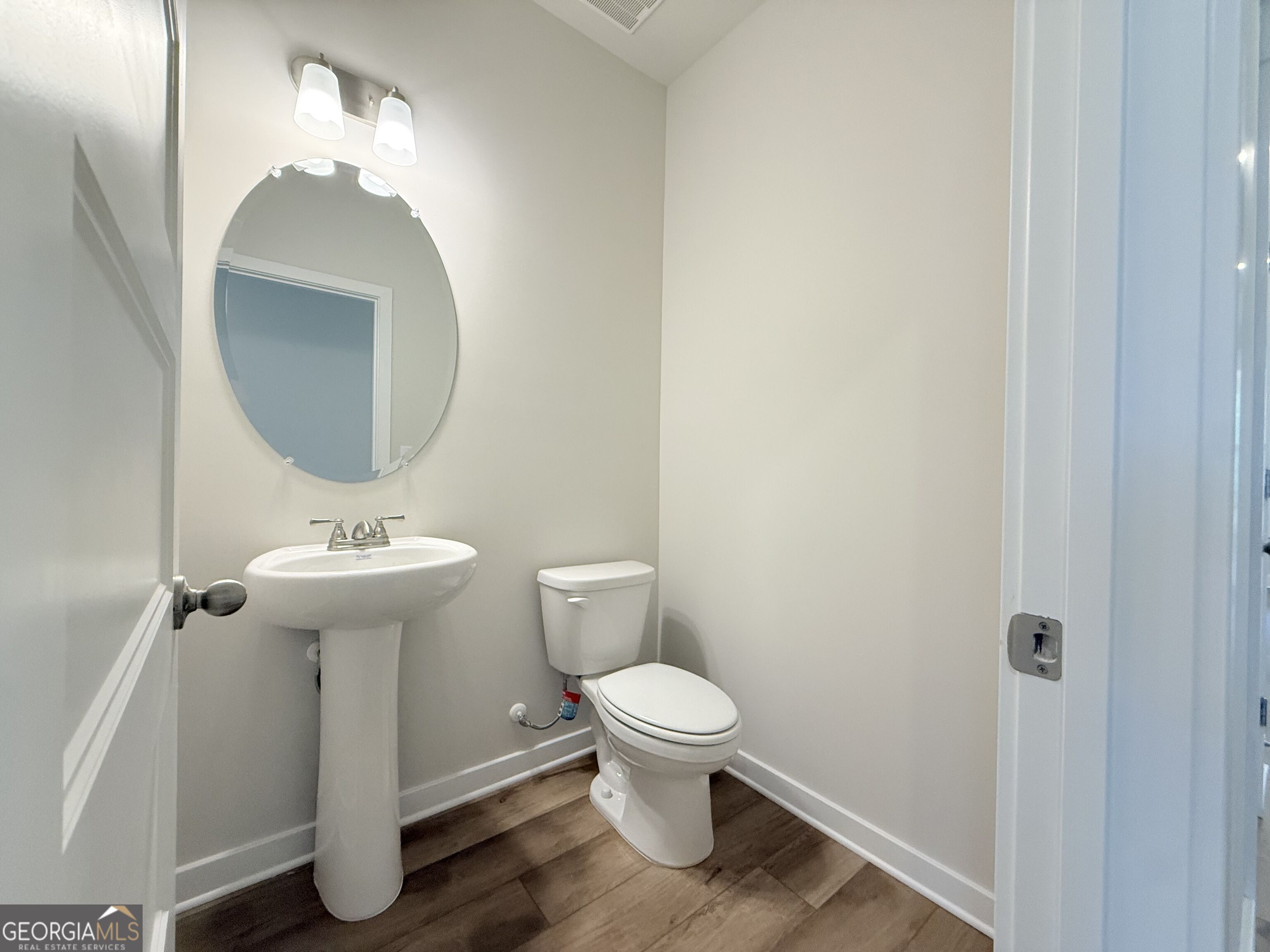 5531 Tullis Drive Property Photo 14