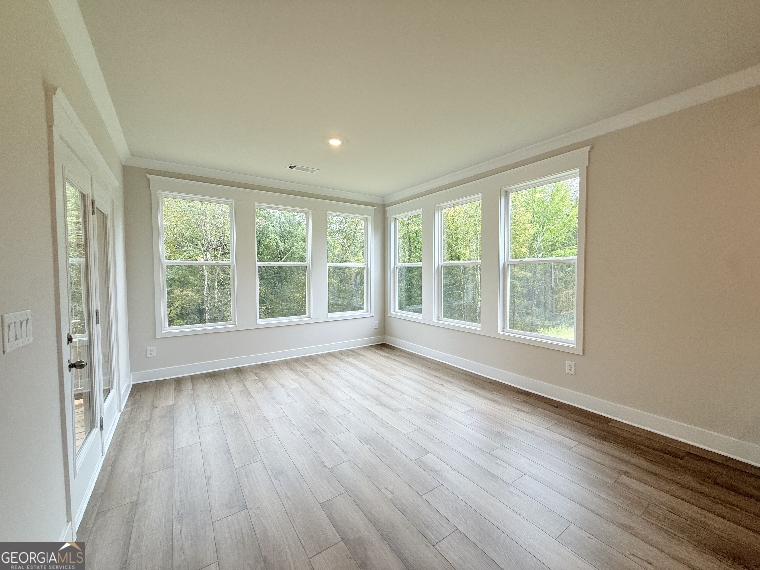 5531 Tullis Drive Property Photo 18