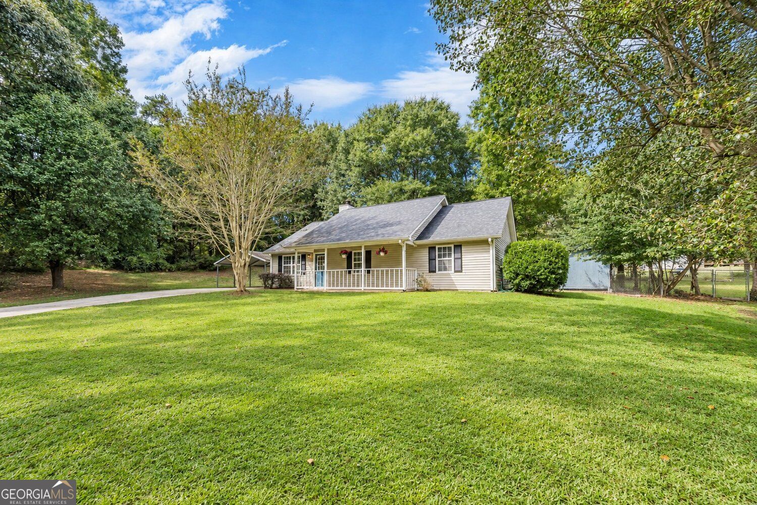 106 Kings Lane Property Photo 34