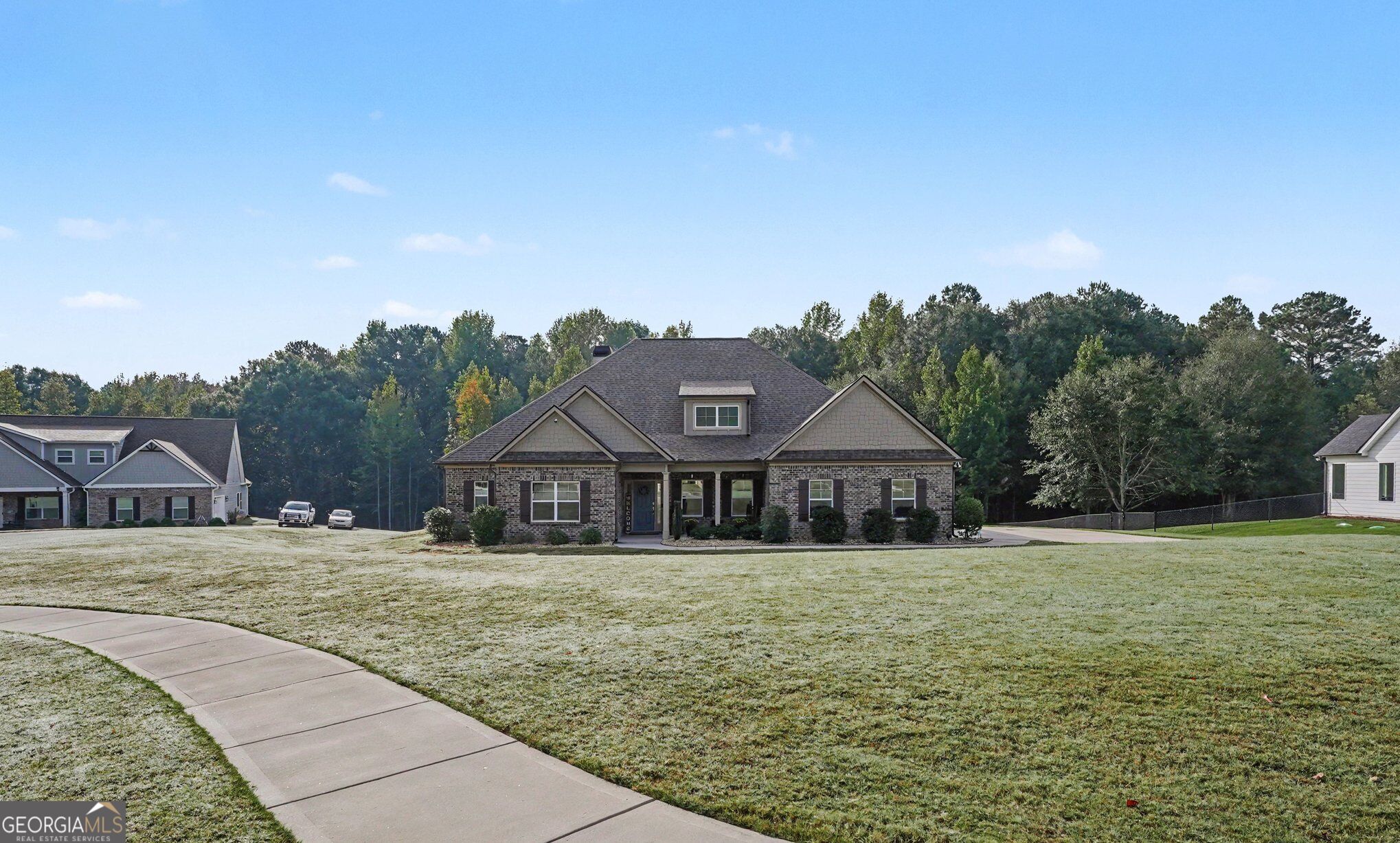 1135 Birchwood Drive Property Photo 2