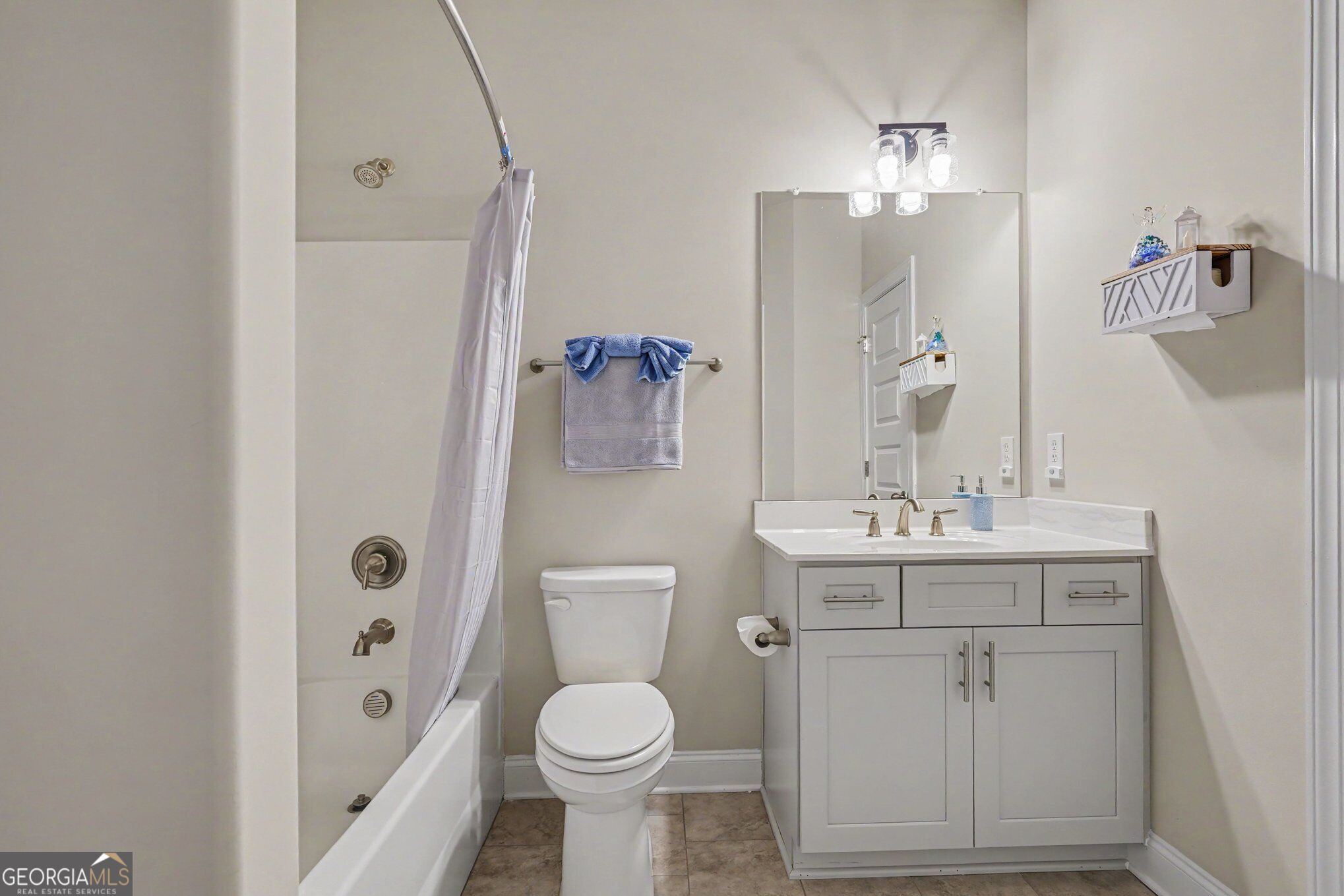 1135 Birchwood Drive Property Photo 13