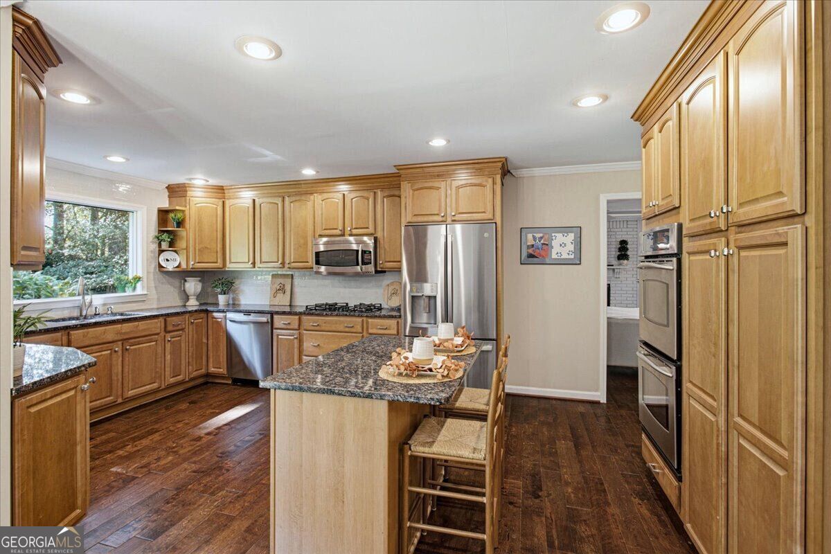 5084 Williamsport Drive Property Photo 12