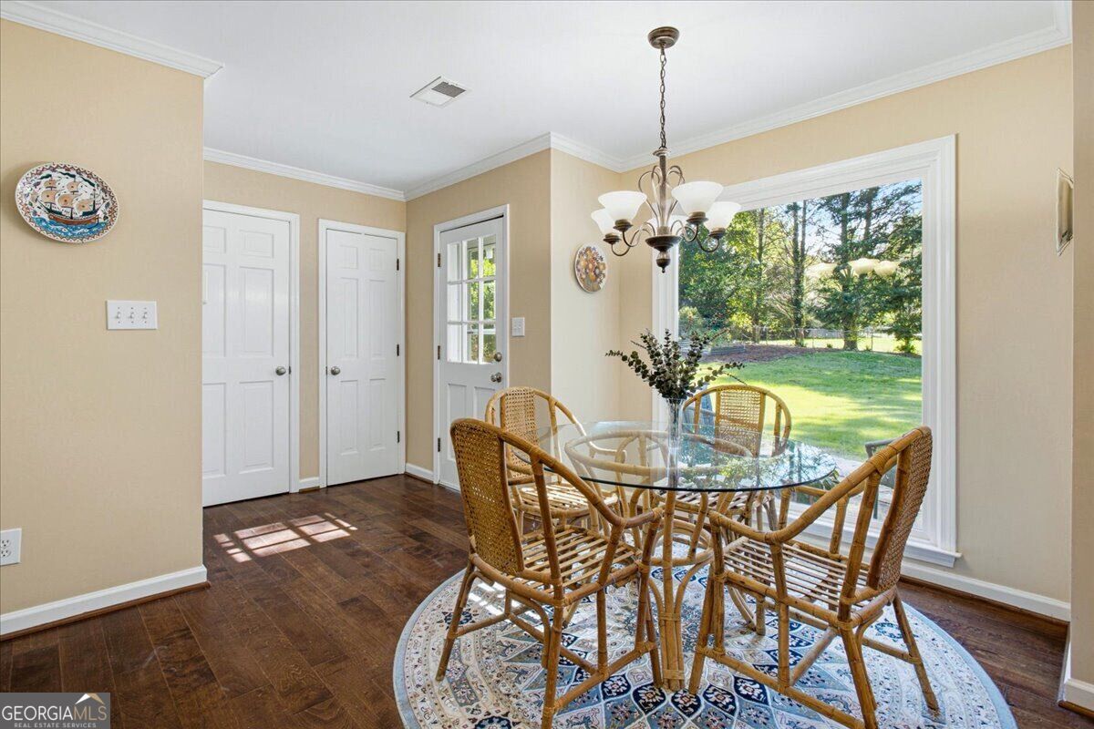 5084 Williamsport Drive Property Photo 18