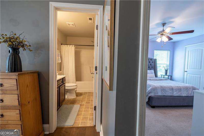 1098 Leybourne Cove Property Photo 22