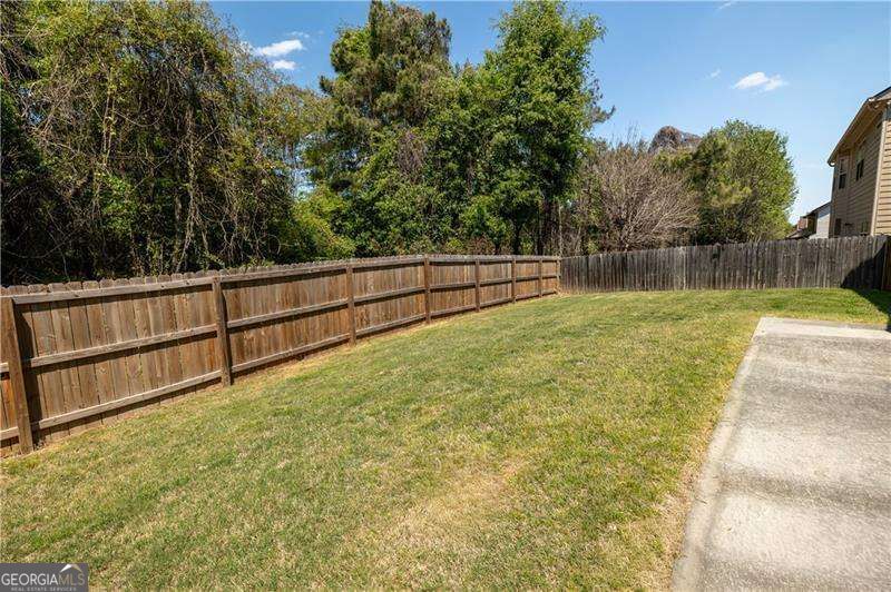 1098 Leybourne Cove Property Photo 34