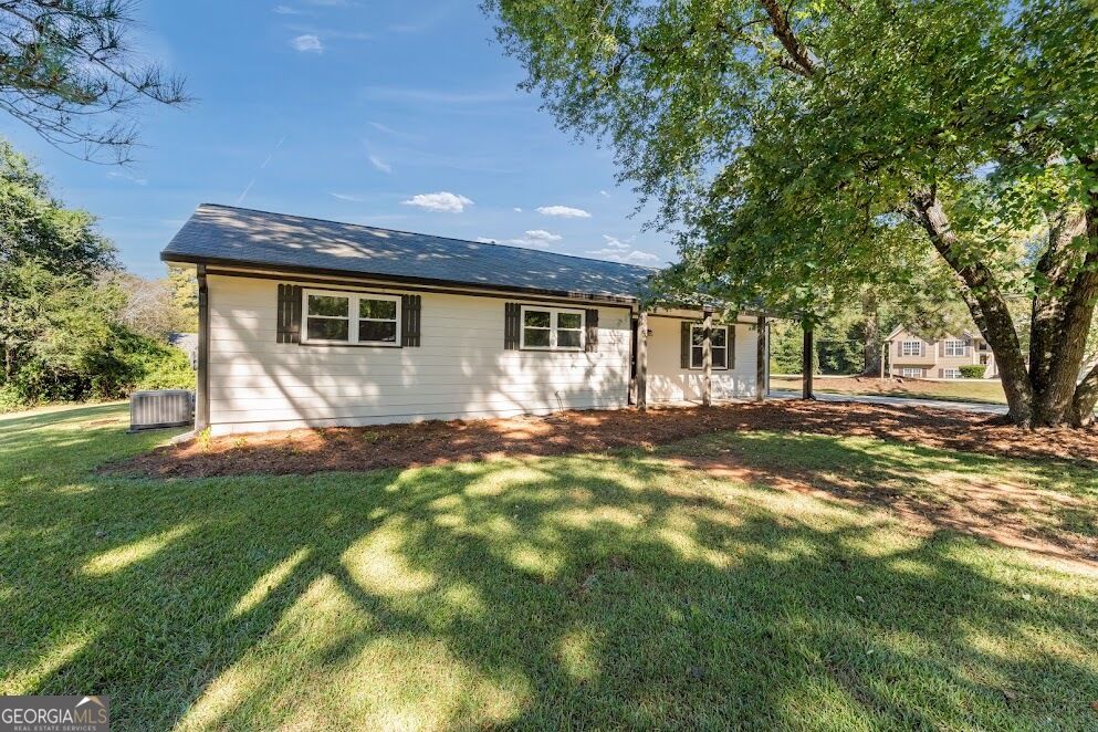 1782 Harmony Road Property Photo 5