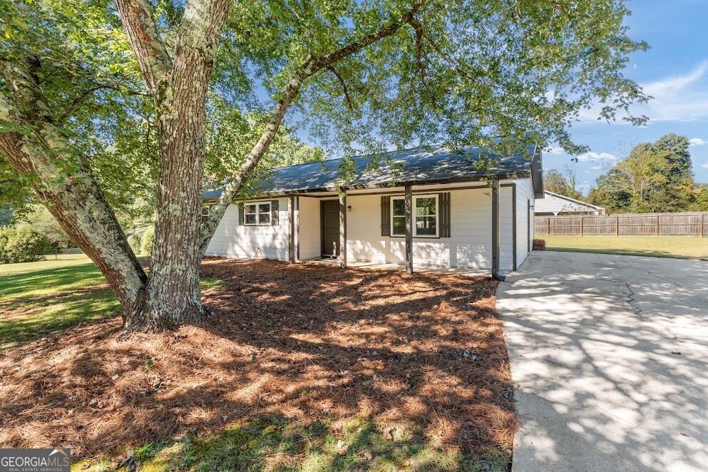 1782 Harmony Road Property Photo 7