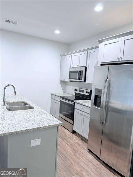 3122 Meadowstone Lane Sw Property Photo 7