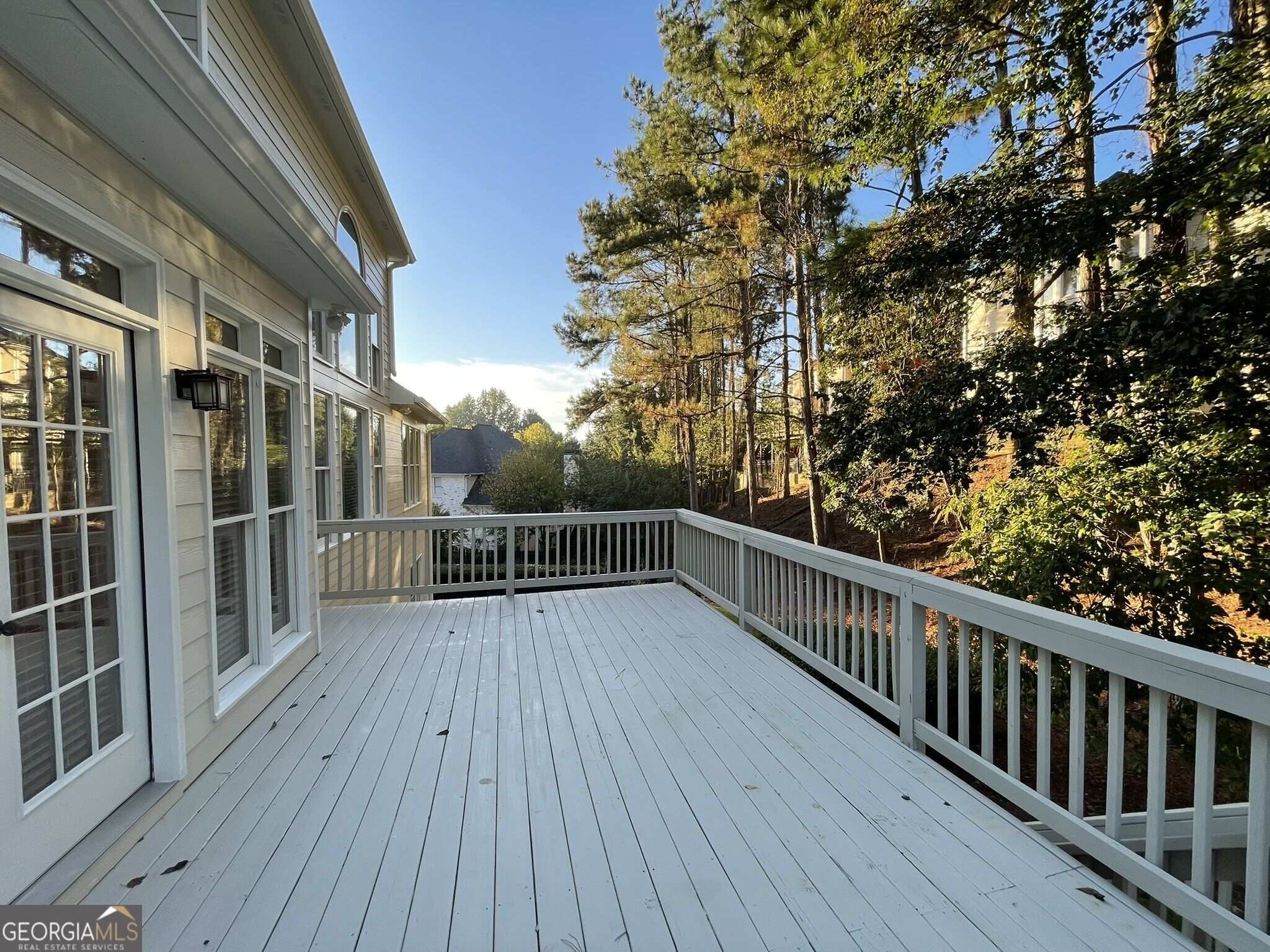 8550 Edwardton Drive Property Photo 15