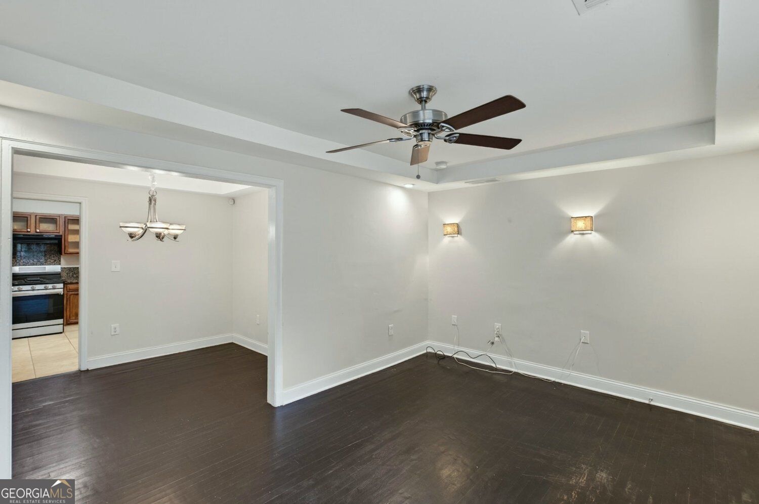 2492 Maple Street Property Photo 11