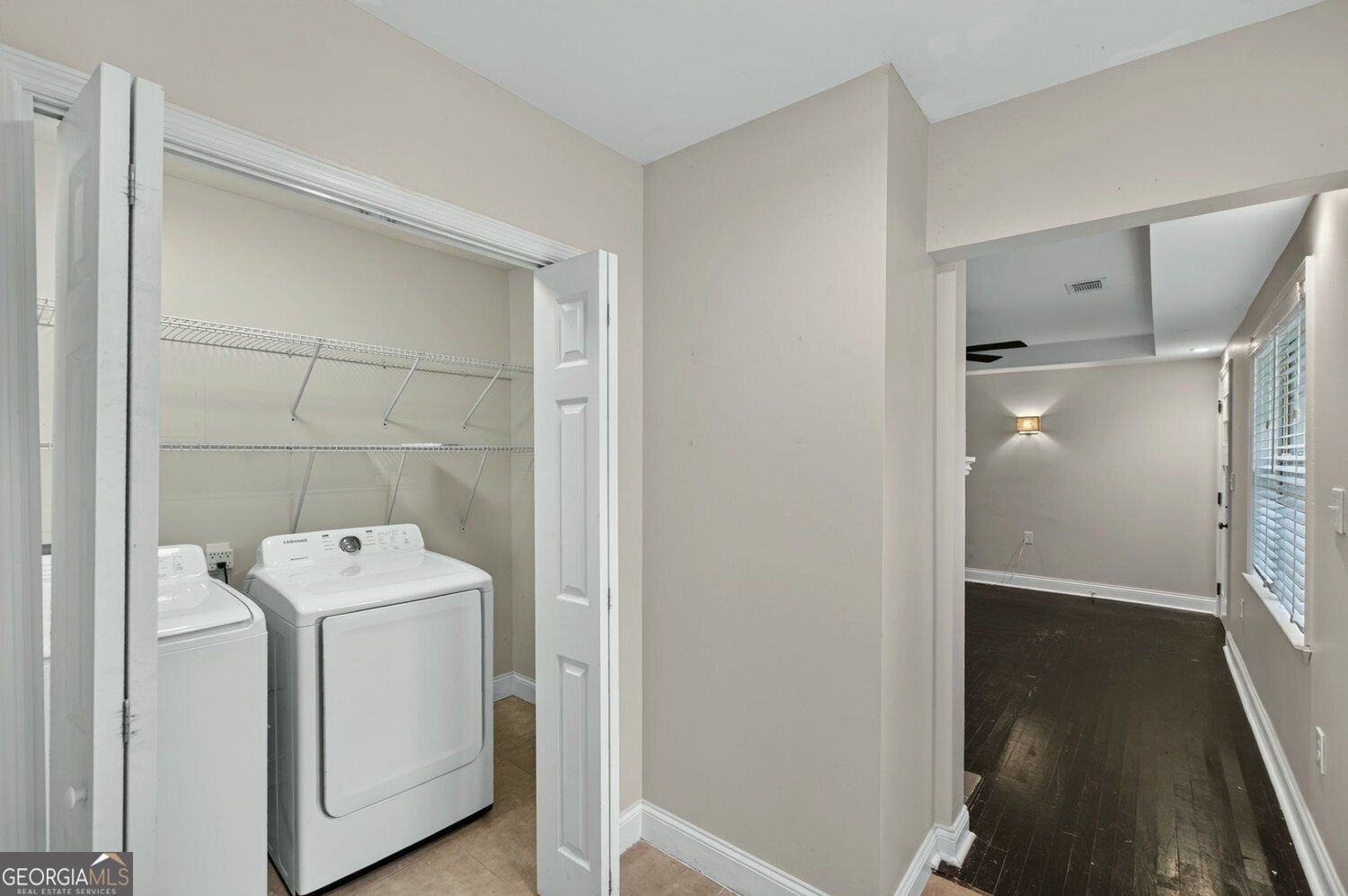 2492 Maple Street Property Photo 13
